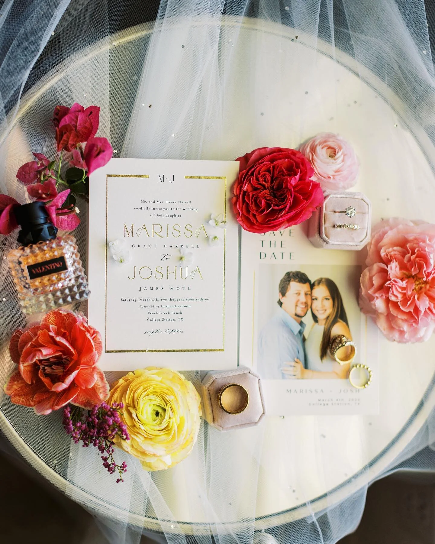 This weekend was a DREAM. From this gorgeous wedding (plus the amazing wedding on Friday!) to our Open House on Sunday, we are still on cloud nine!!! π€β¨
Thank you to all of the vendors & couples who helped make this weekend so special — i